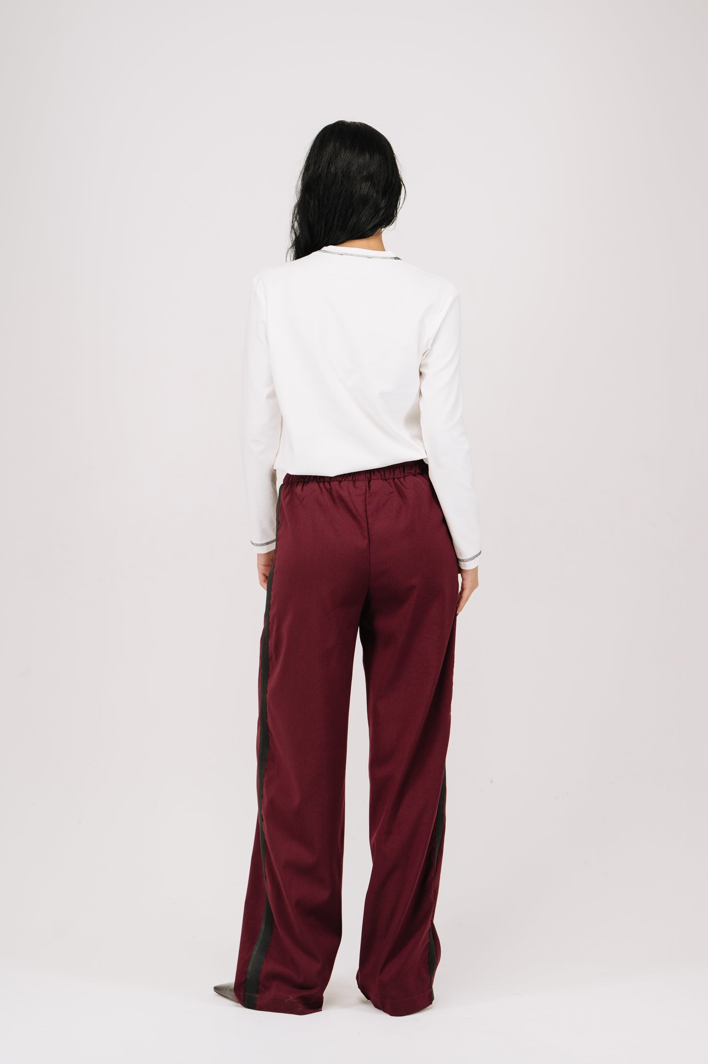 Sandra Pants in Burgundy
