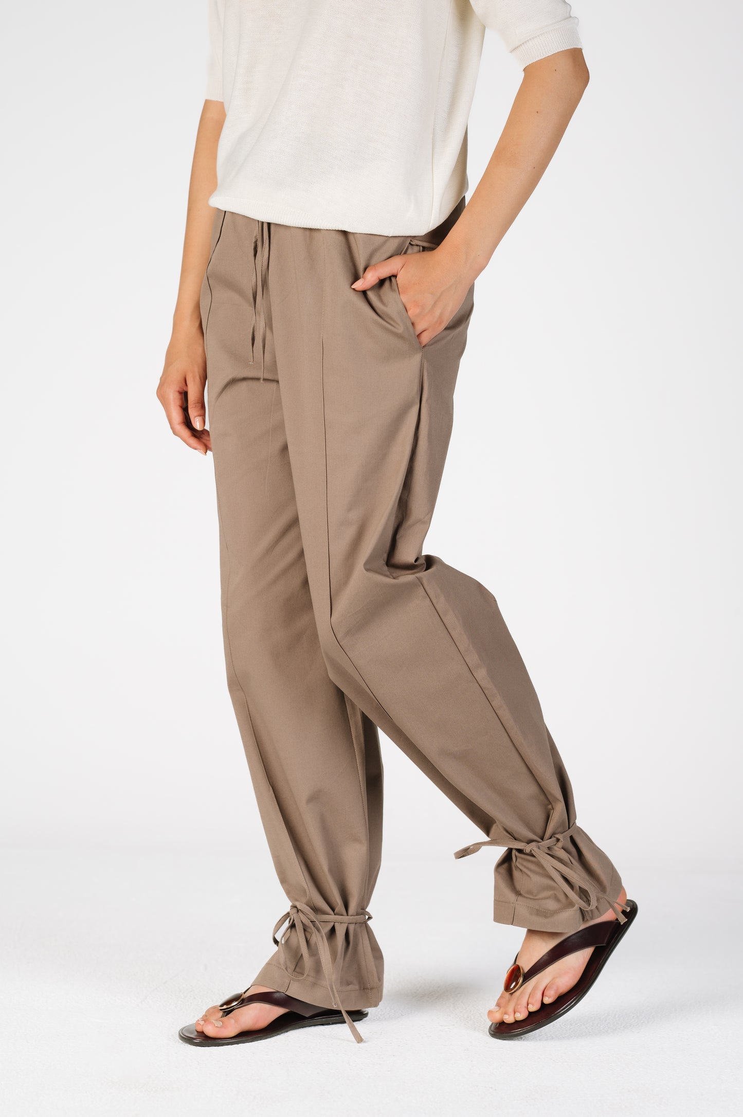 Joe Wide-Leg Cotton Pants with Adjustable Hem in Taupe