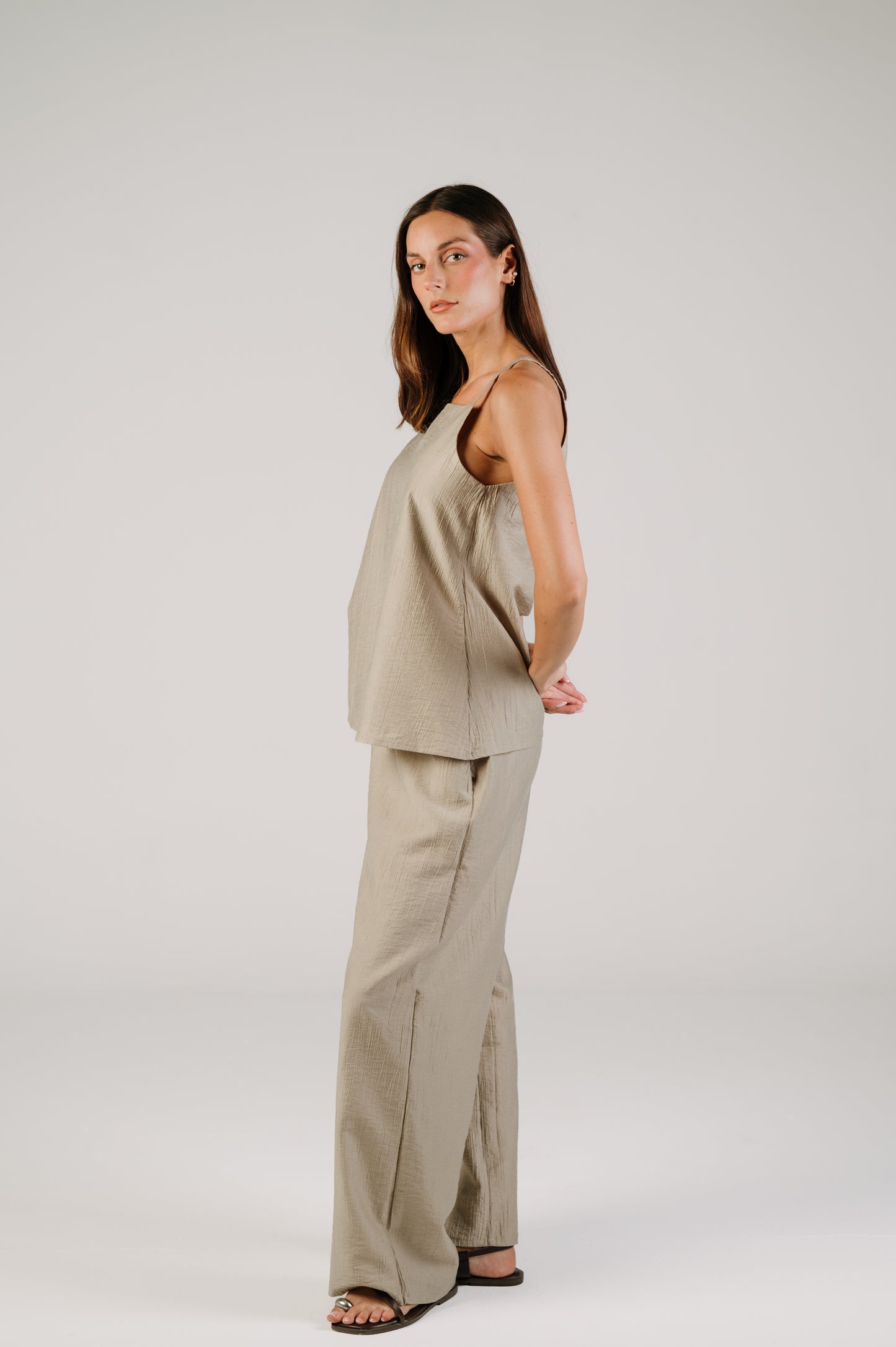 Lea Set in Olive