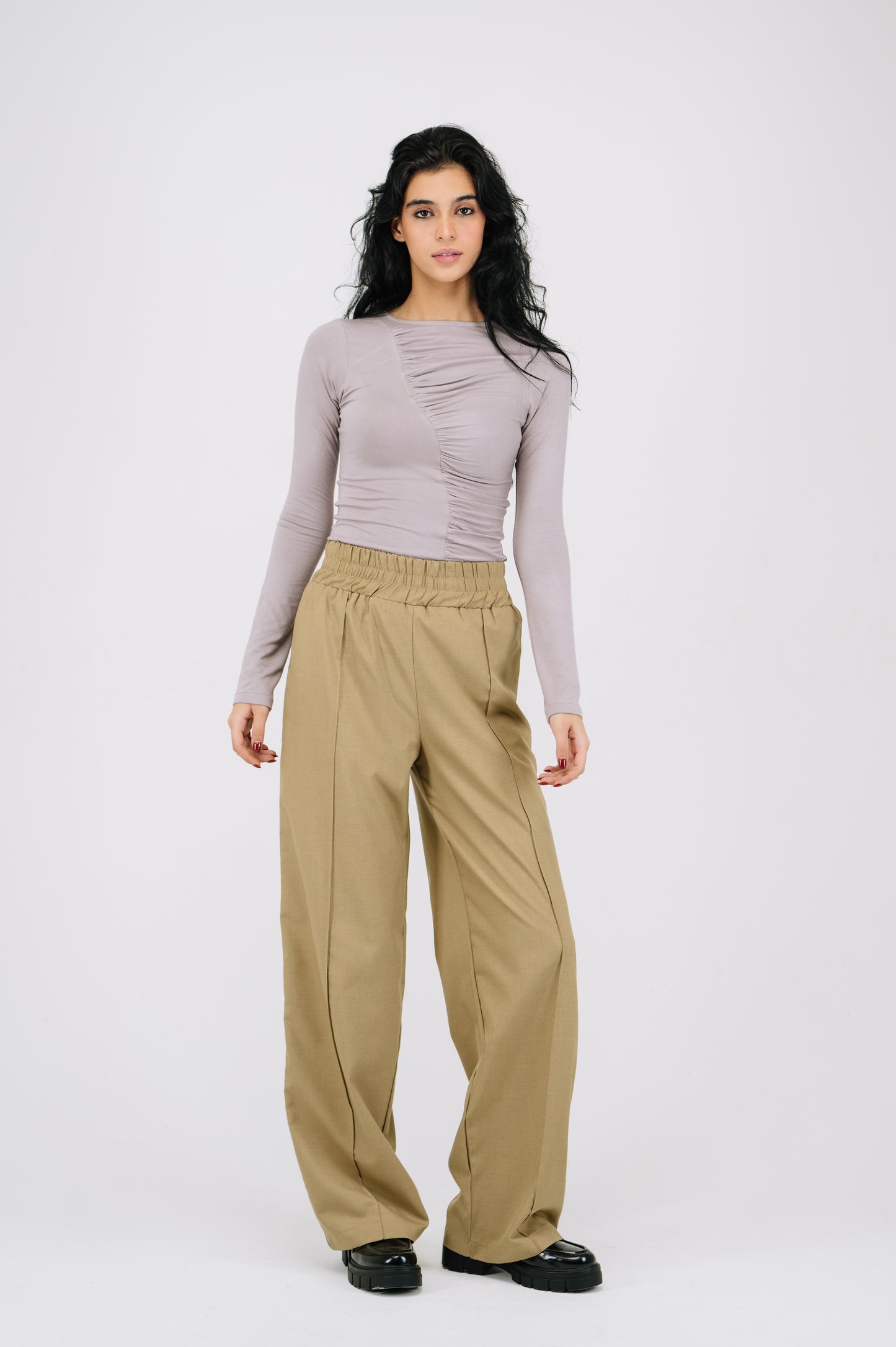 Sandra Pants in Khaki