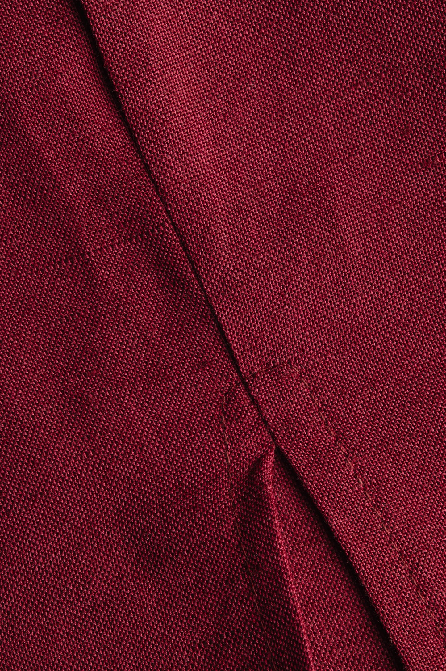 Capsuled Store burgundy linen A-line skirt closeup