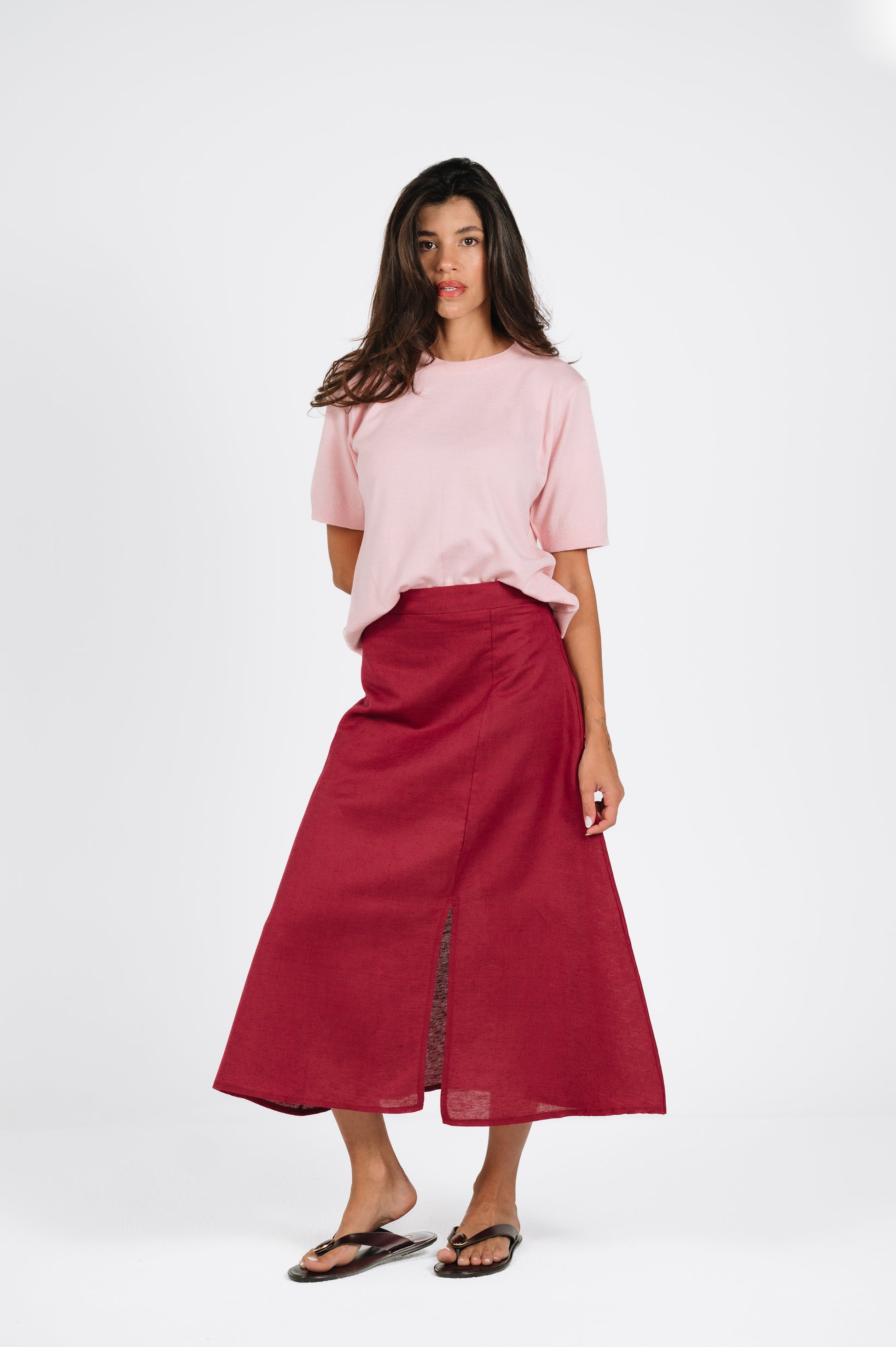 Capsuled Store burgundy linen A-line skirt front view