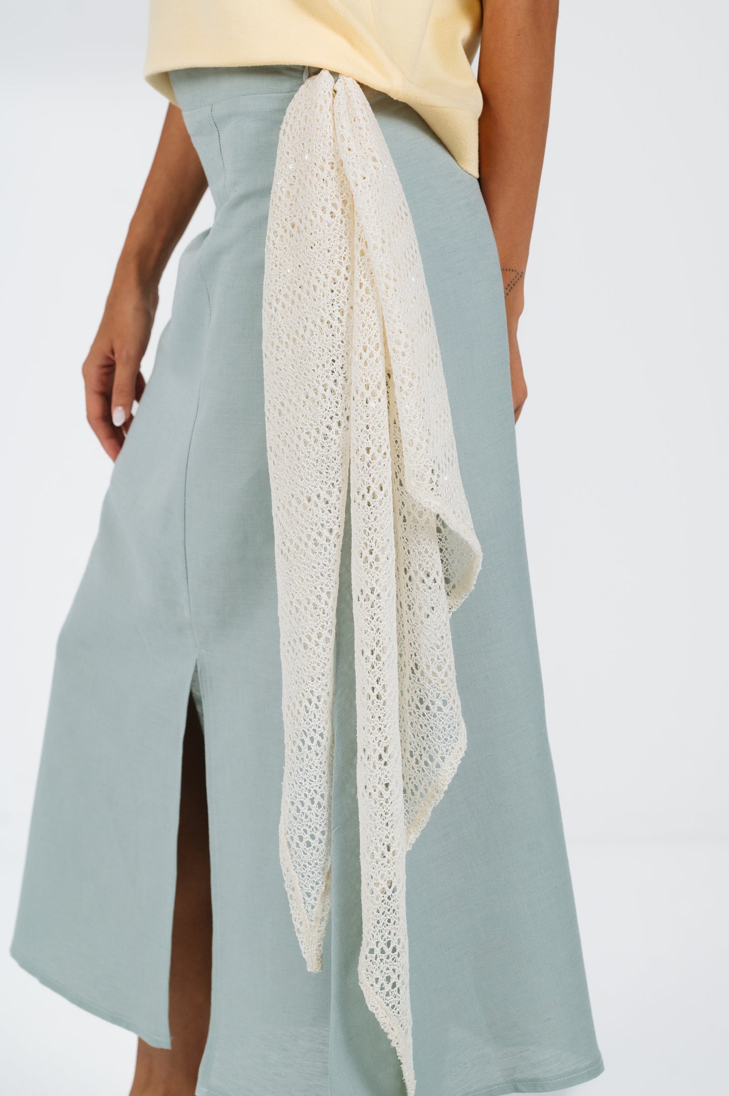 Rhea Crochet Waist Scarf in Off-White