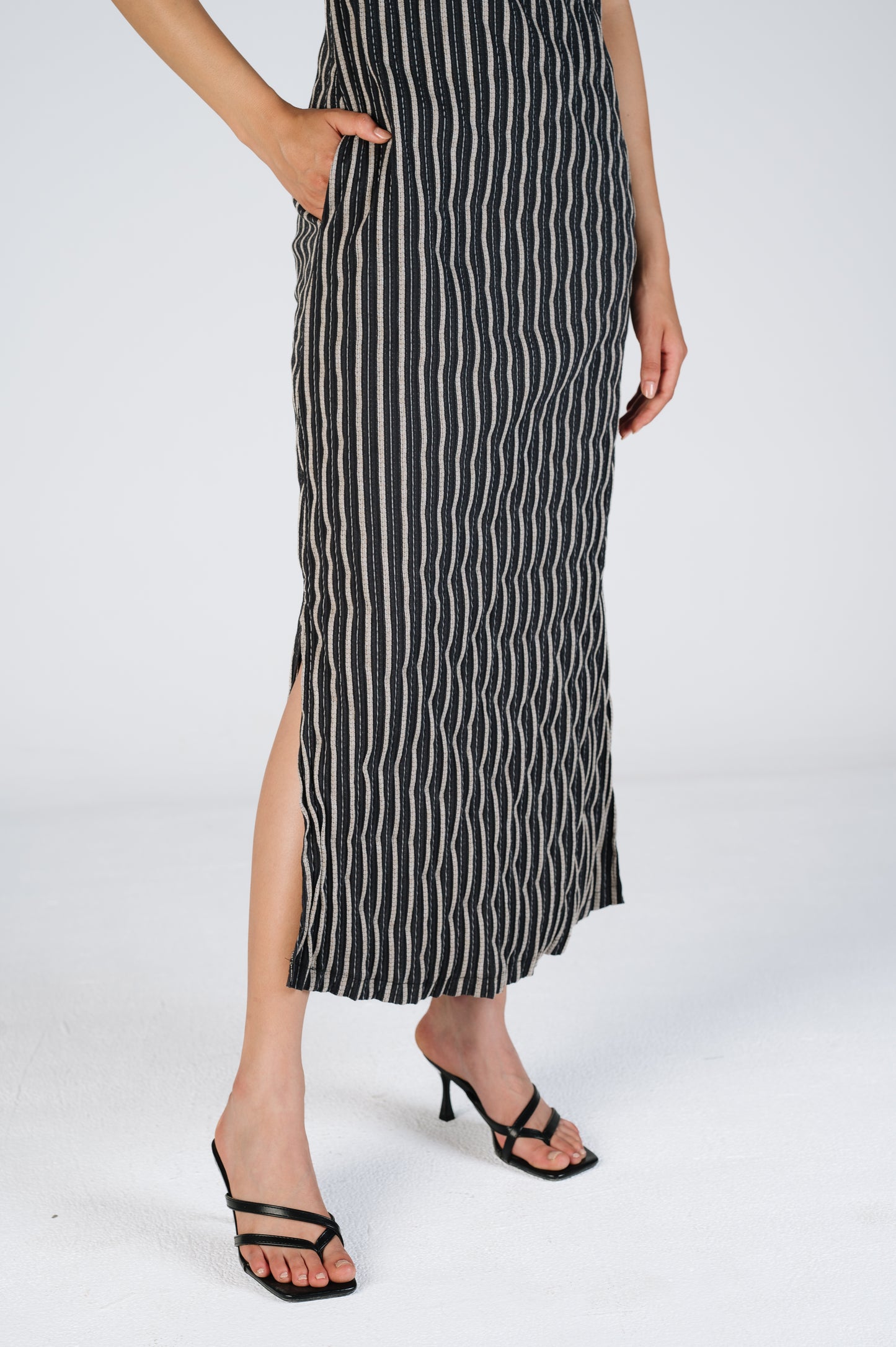 Mila Textured Everyday Maxi Dress