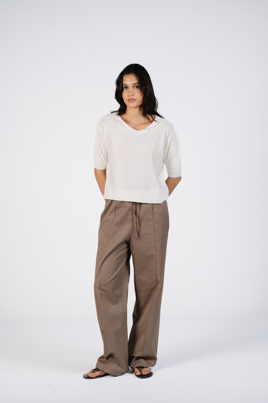 Joe Wide-Leg Cotton Pants with Adjustable Hem in Taupe