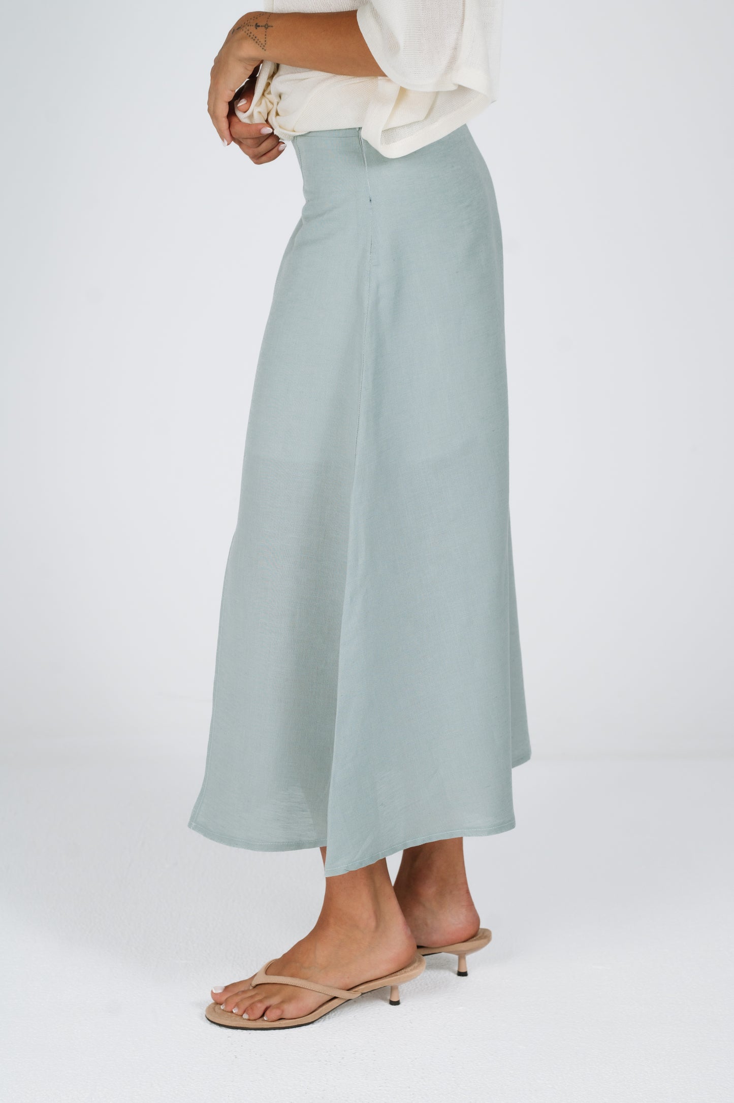 Clarissa Linen A-Line Midi Skirt in Mint